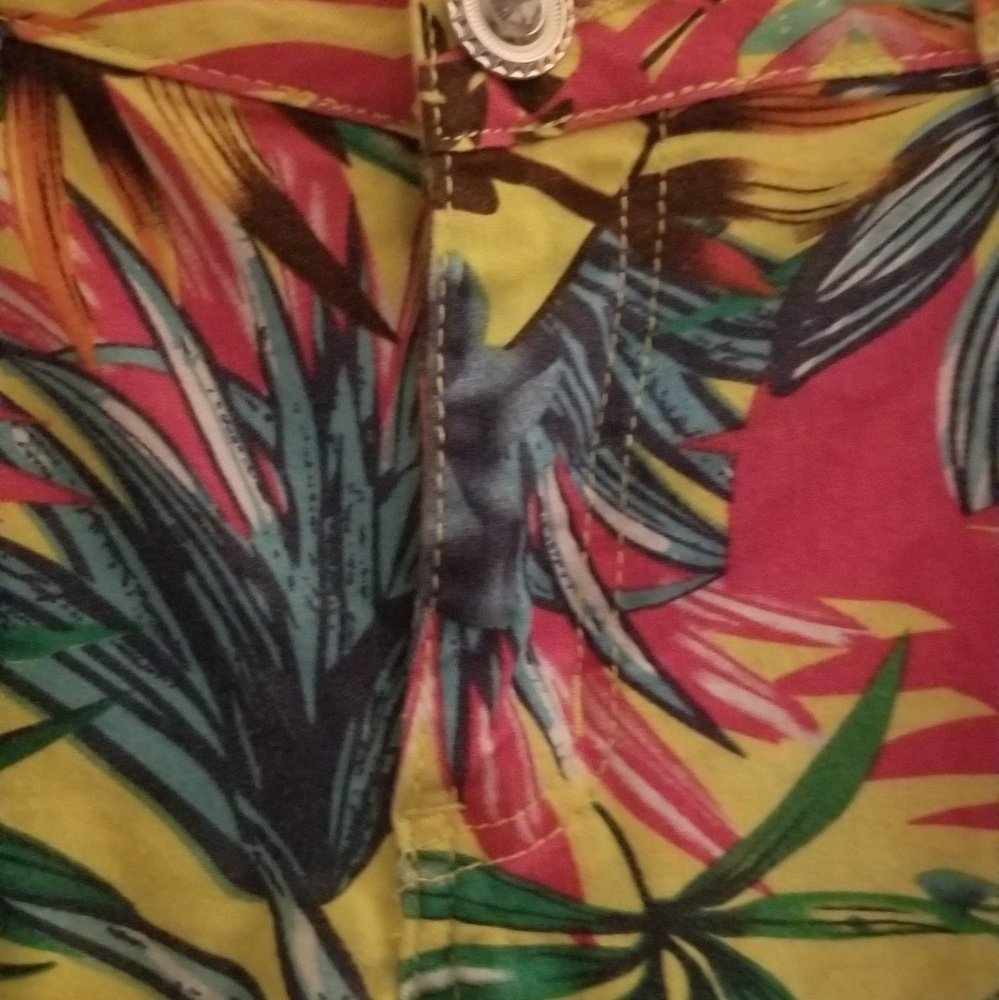 Pants - Picture 4 of 4